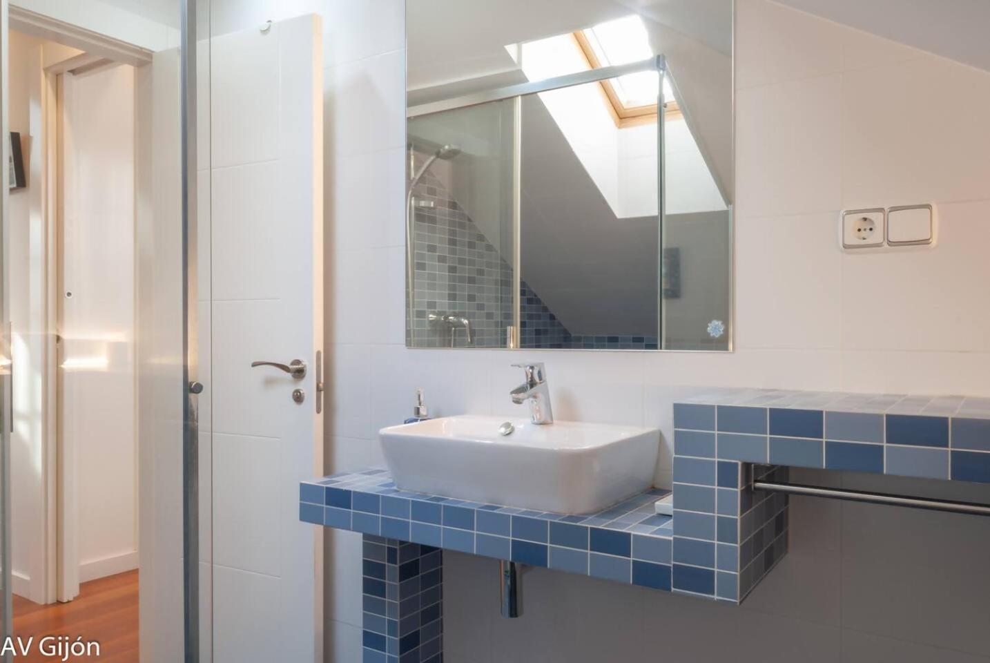 Apartmán Av Gijon San Agustin 12 Exteriér fotografie
